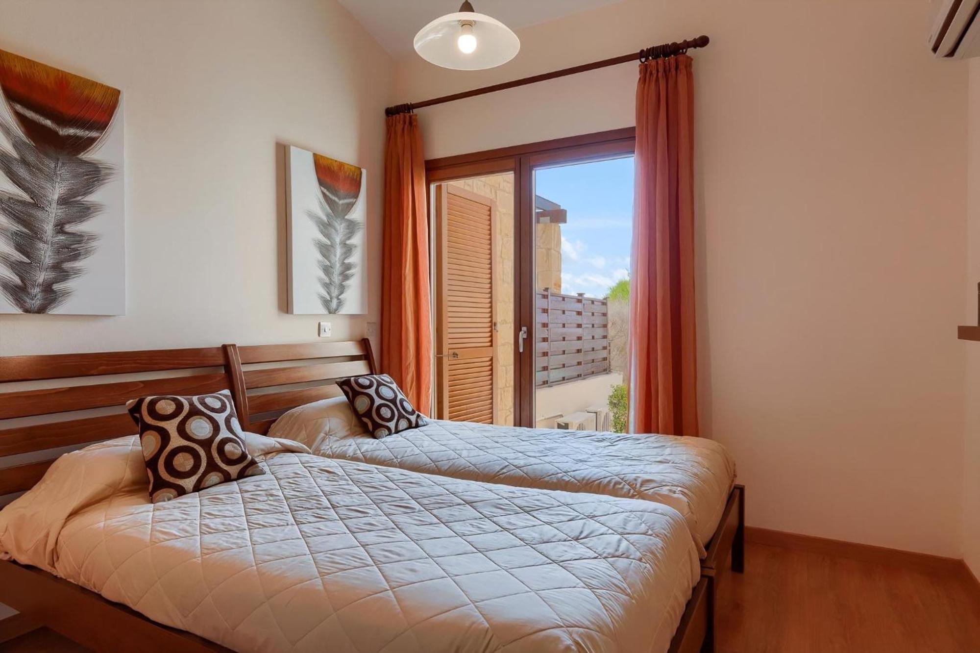 Aphrodite Hills Junior Junior J003 Air Conditioning 2 Bedrooms * Paphos